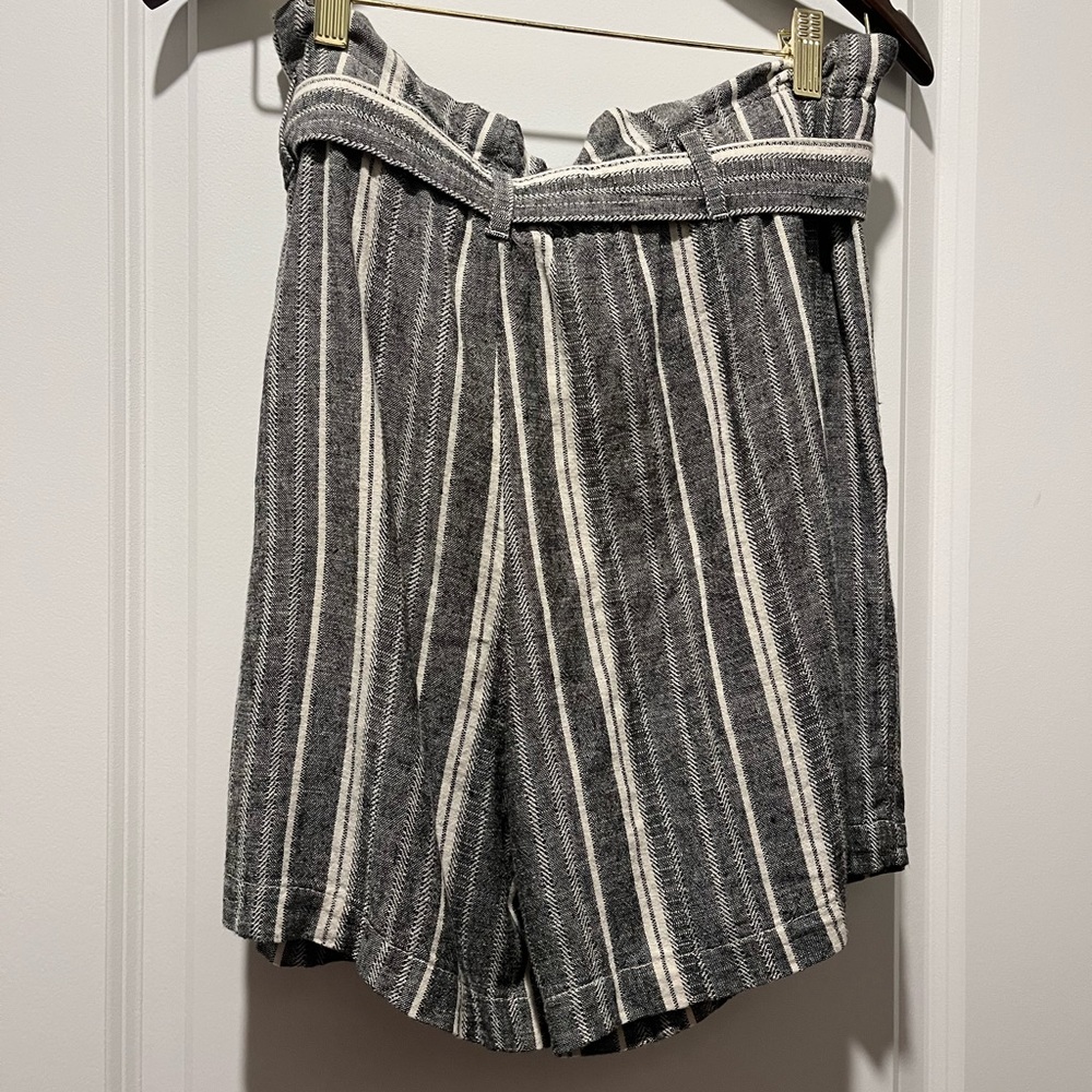 Banana Republic Flowy Shorts